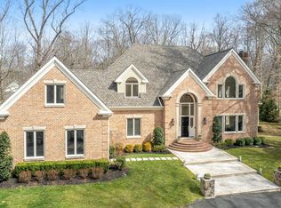 181 River Park Dr, Great Falls, VA