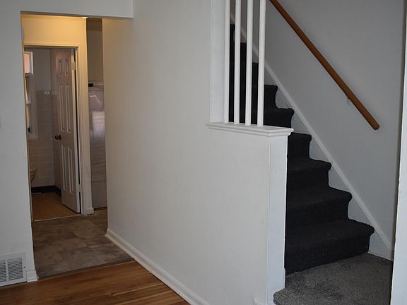 5th image of 5035 W Gladys Ave