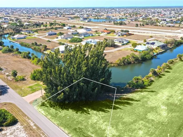 1918 NW 30th PL, CAPE CORAL, FL 33993