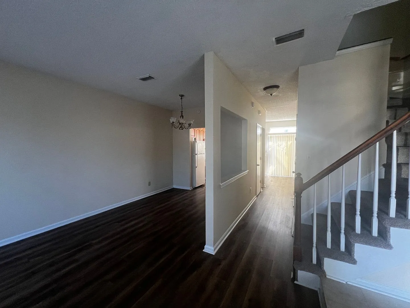 Townhome For Rent In Virginia Beach — Photo 2