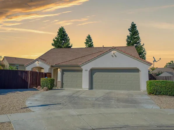 1107 Cabanel Ln, Patterson, CA 95363