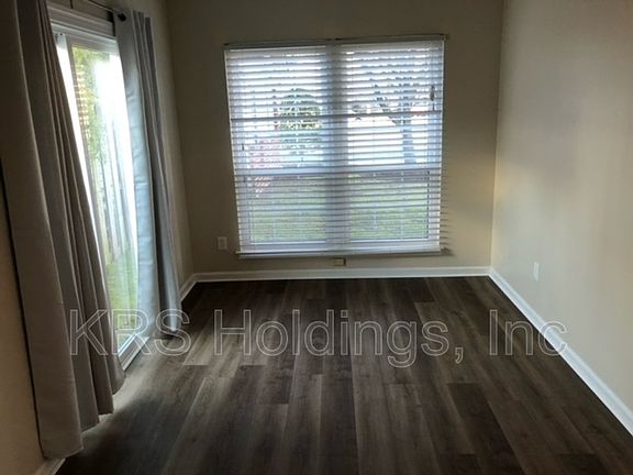 5th image of 2274 Kings Creek Ln