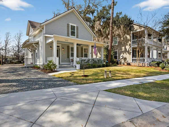 1612 Deanne Dr, Beaufort, SC 29902