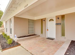 2009 Ming Dr, Edgecliff Village, TX 76134