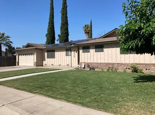 2017 S Sowell St, Visalia, CA 93277
