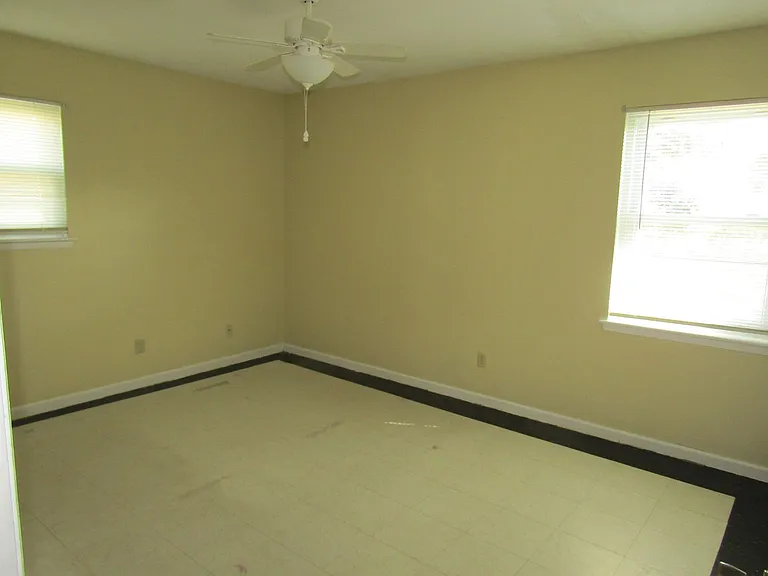 608 Palmetto St — Photo 19