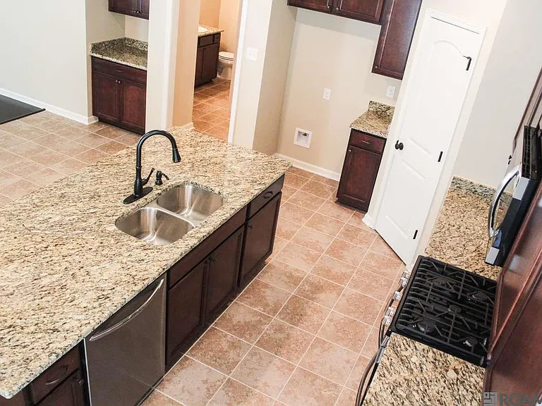 8774 Redwood Lake Blvd — Photo 3