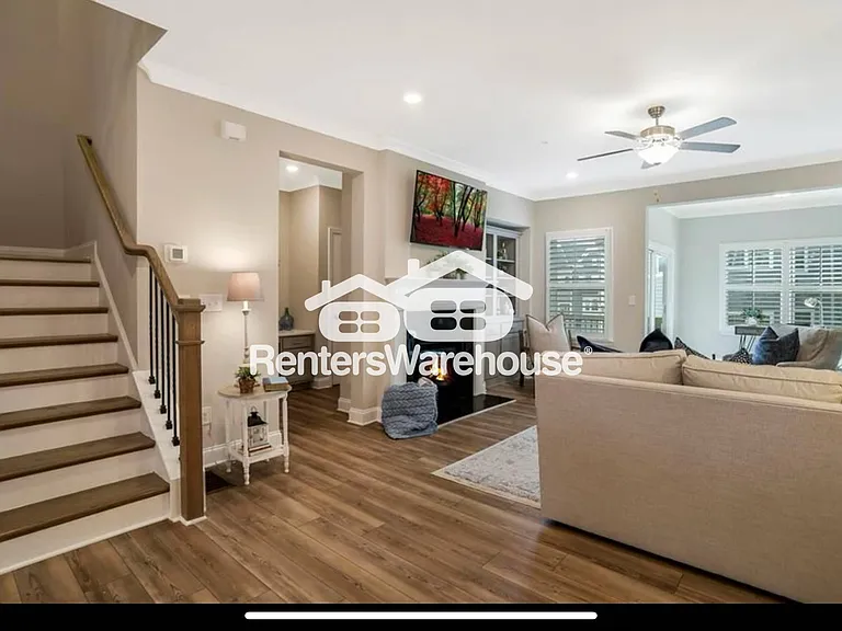 2629 Blackburn Ct — Photo 6