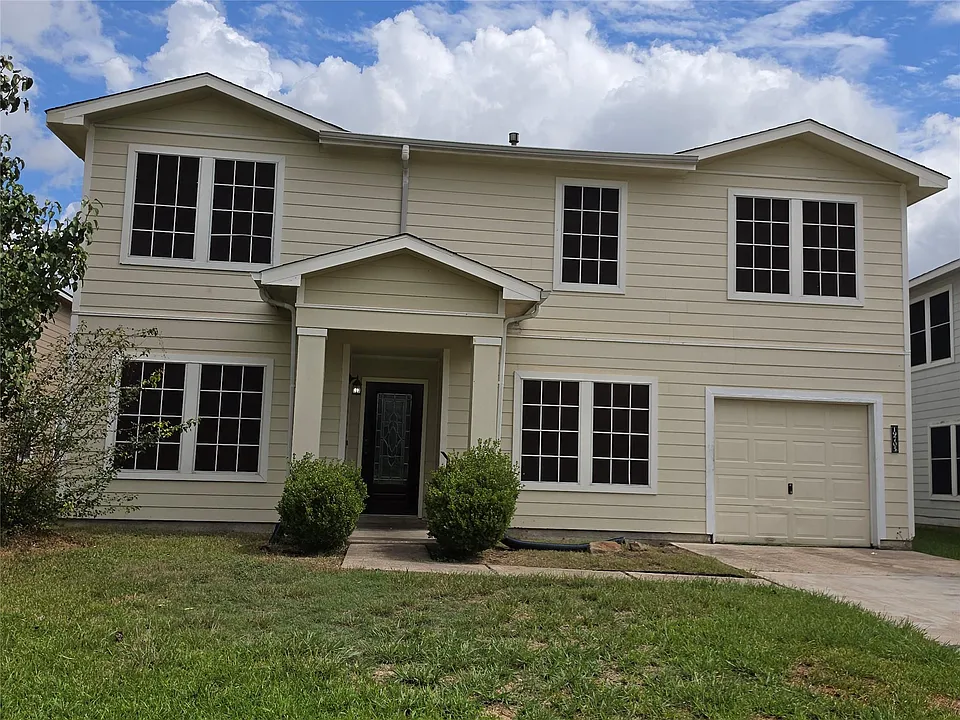 19705 Rustic Lake Ln