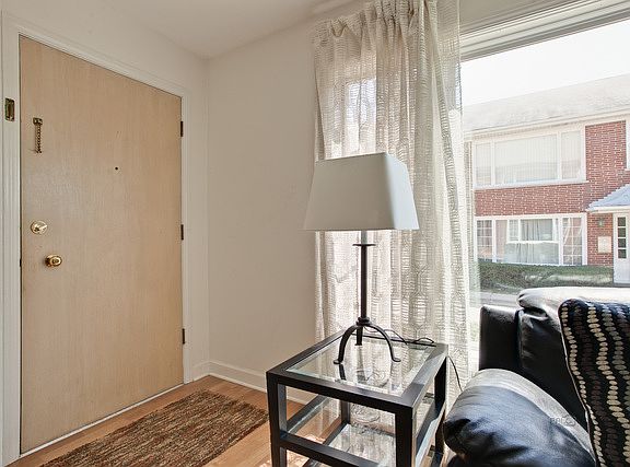 4th image of 1450 Plymouth Pl APT 1W