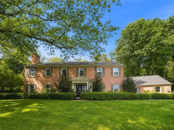 15 Old Timber Trl, Pittsburgh, PA 15238