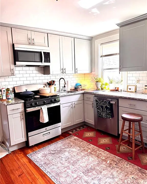 50 Armstrong Ave #3