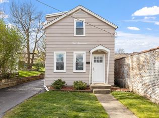 117 E 11th St, Lockport, IL 60441