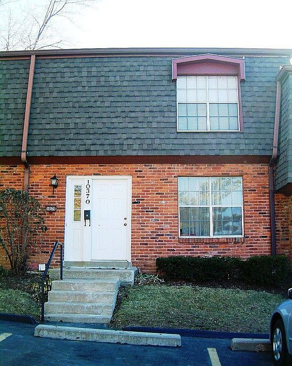 Townhouse in Creve Coeur
