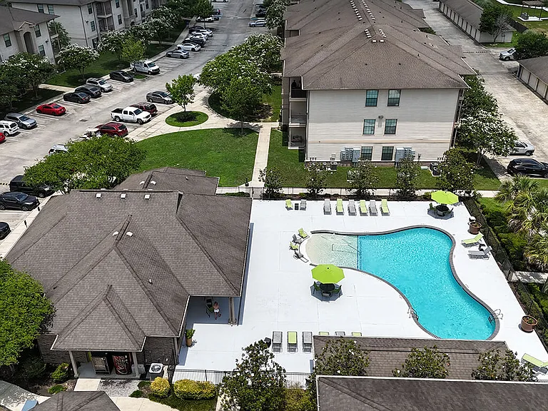 Exclusive, Resident-Only Amenities