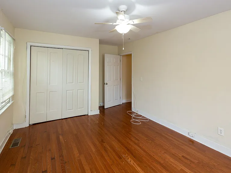 61 Cooper St #A — Photo 20