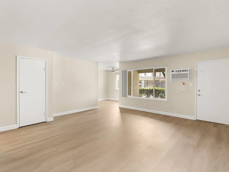 MAGNOLIA WEST APARTMENTS- RIVERSIDE, CA — Photo 34