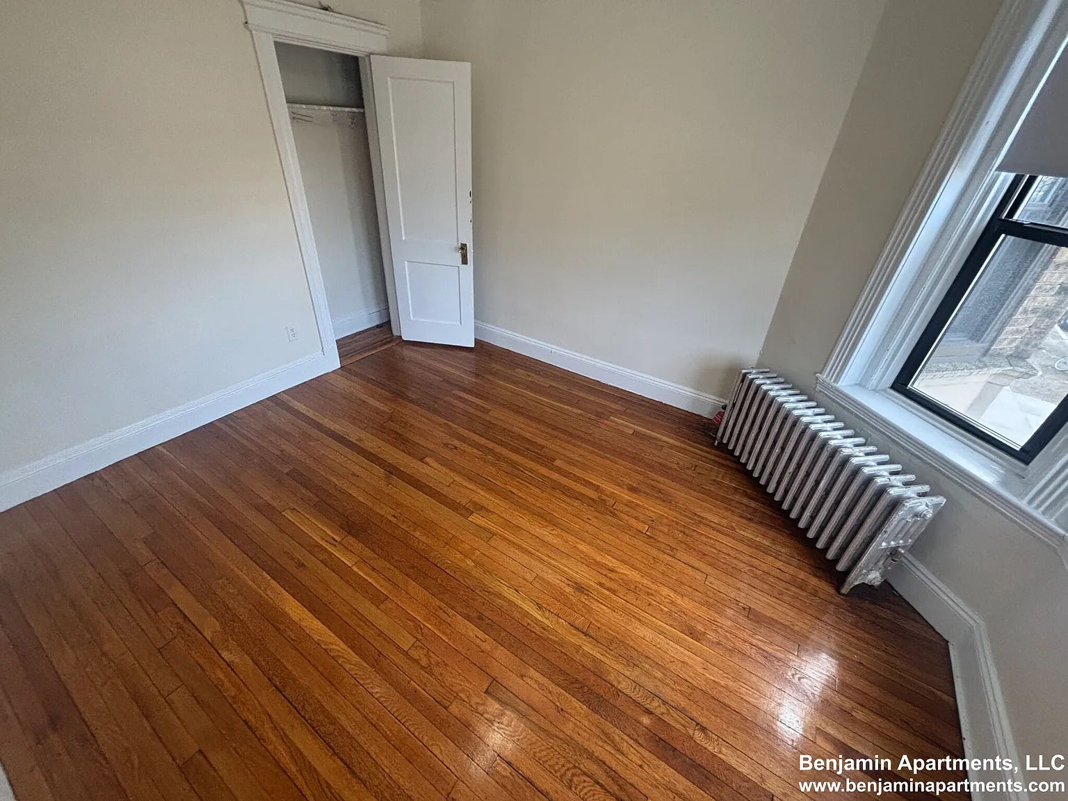 Studio, $1,900 — Photo 3