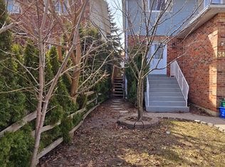 34 Hodgins Ave #BASEMENT, Georgina, ON L4P3T3