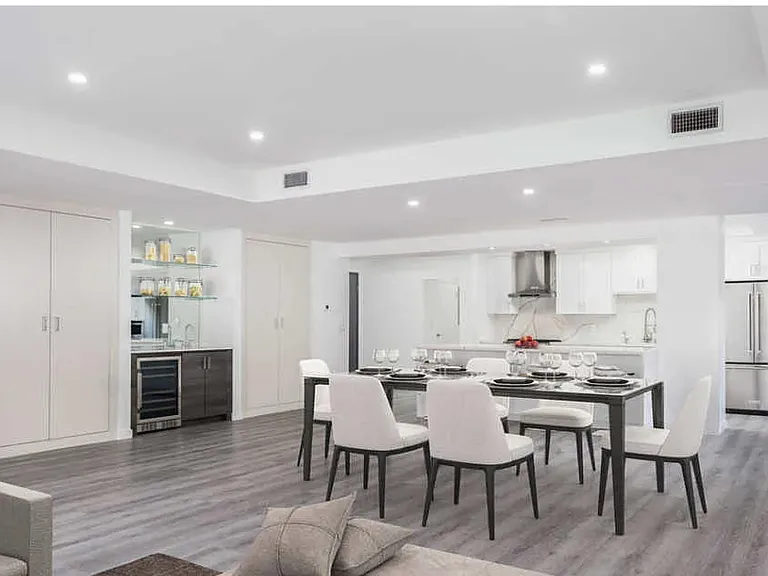 1601 N Fuller Ave #304 — Photo 9