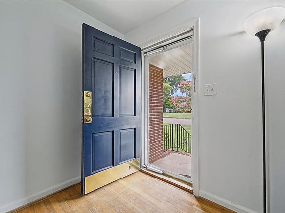 2nd image of 15 Hodges Dr