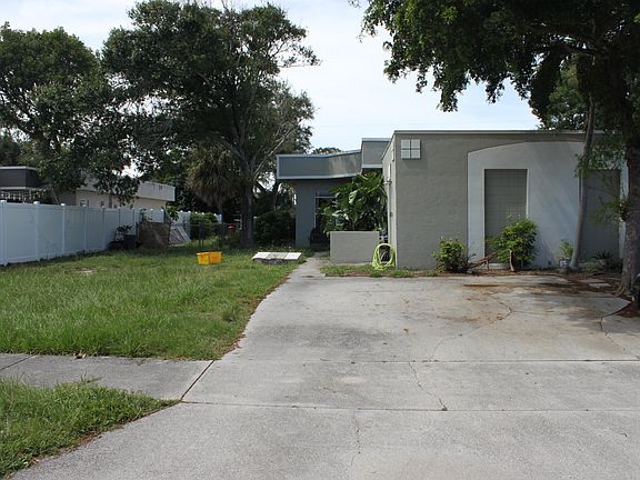 4th image of 673 Ipswich St