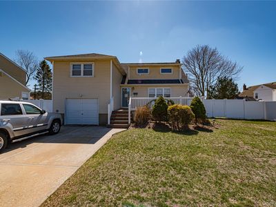 33 Soloff Road, Massapequa, NY, 11758