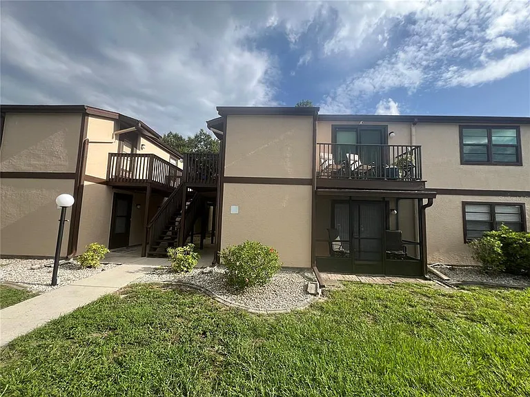 4022 Beaver Ln NE #800-C — Photo 32