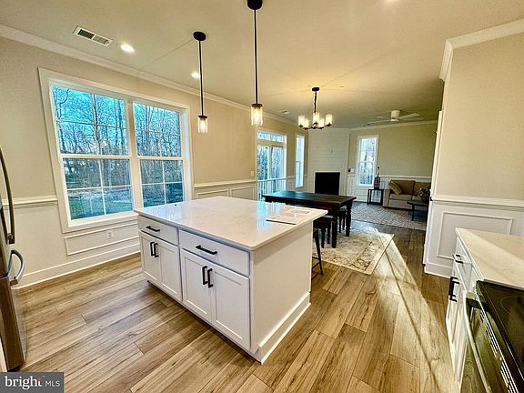 4th image of 3617 Evelyn Gingell Ave