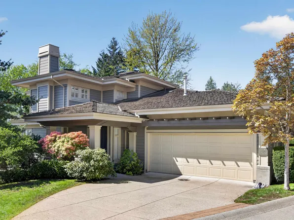 2420 Shadbolt Ln, West Vancouver, BC V7S 3J1