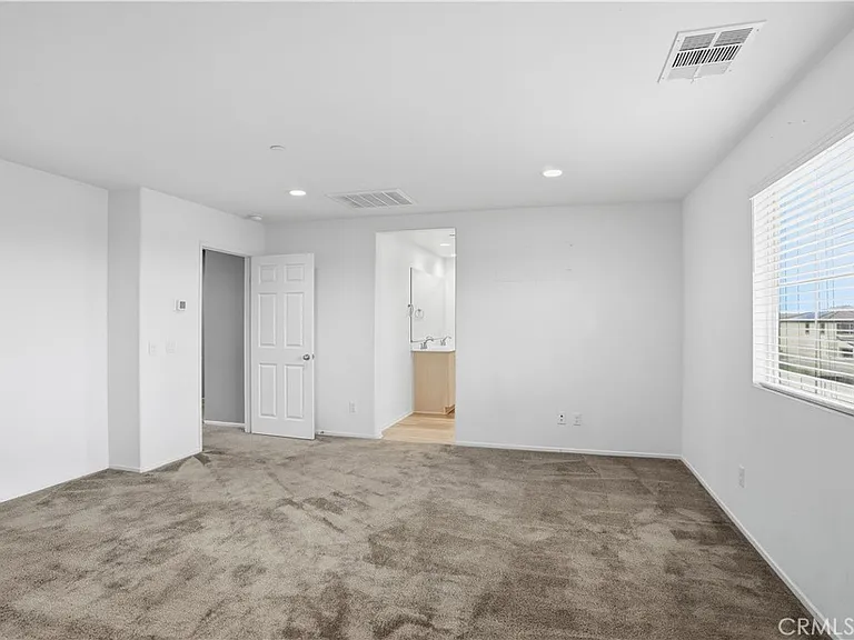 574 Feeder St — Photo 31