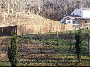 505 Paulins Hill Rd, Middleport, OH 45760