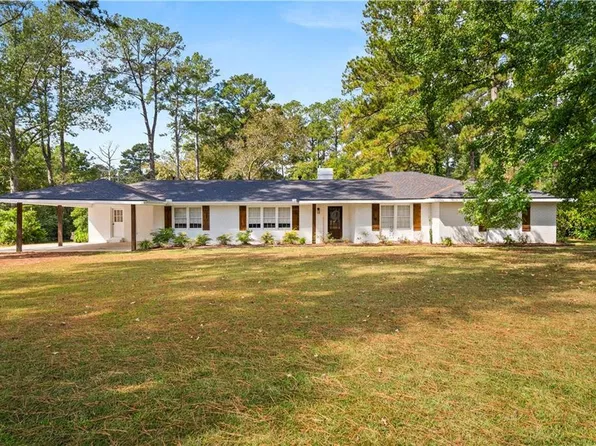 626 Pearce Rd, Pineville, LA 71360