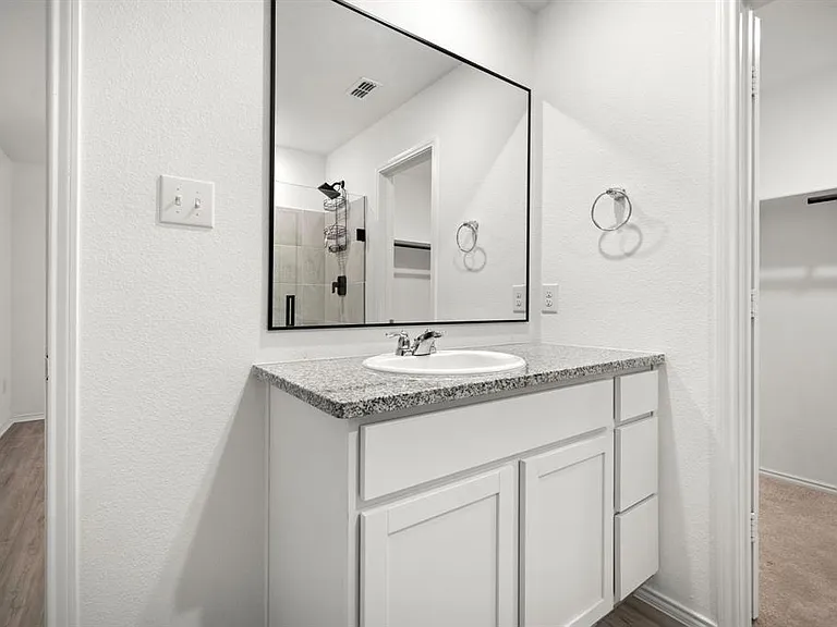 3037 Ashbrook Ln — Photo 15