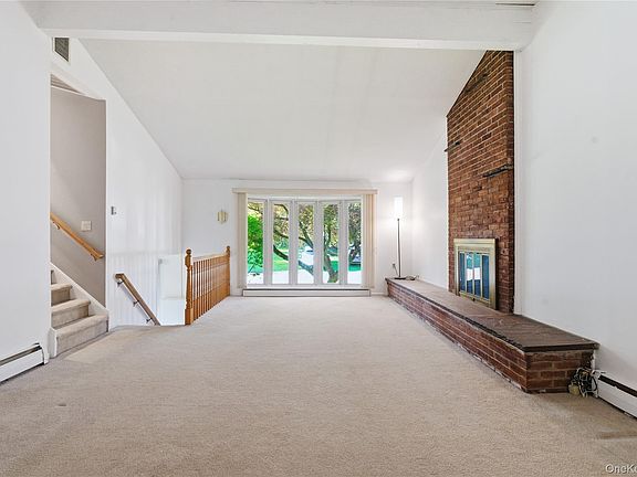 5th image of 136 Condit Street