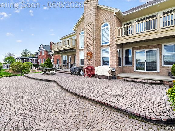 3rd image of 2677 Pointe Tremble Rd