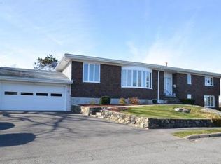 18 Parsons Dr, Swampscott, MA 01907