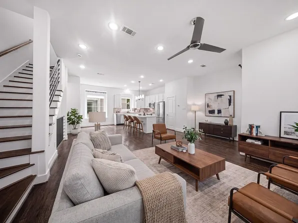 5811 Bryan Pkwy #50, Dallas, TX 75206