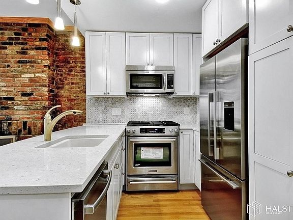 4th image of 388 Bleecker St APT 3
