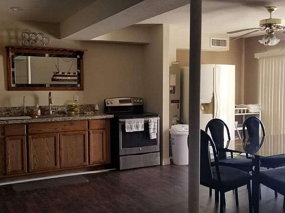 3rd image of 3371 Date Row Ln
