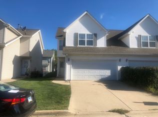 1218 Colonial Ave, Bloomington, IL 61701