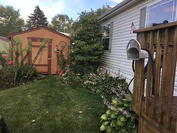 4th image of 123 Joseph Ct