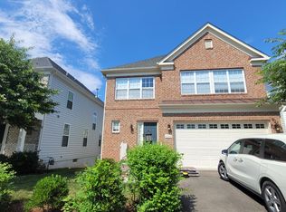 43064 La Riva Dr, Ashburn, VA 20148