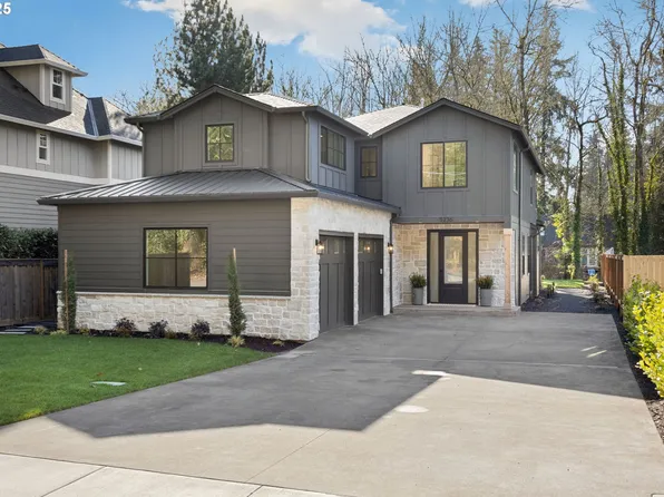 5236 Lower Dr, Lake Oswego, OR 97035