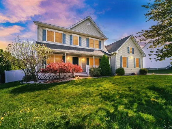 2723 Colonial Drive, New Windsor, NY 12553