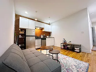 Rented by Living New York
