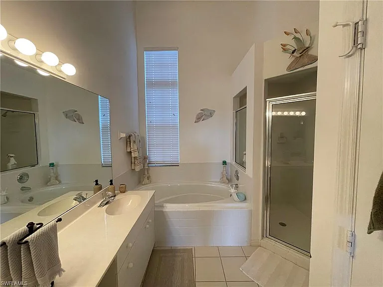 25232 Pelican Creek Cir #202 — Photo 19