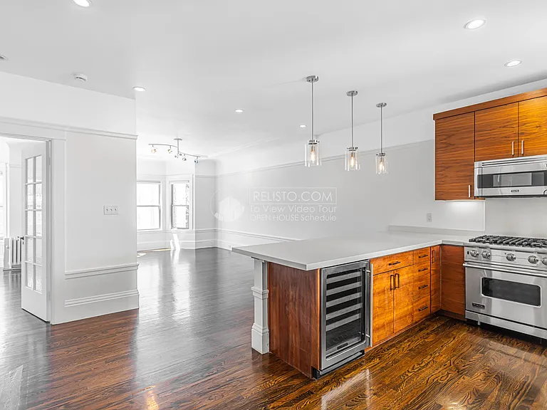 2360 Union St #4 — Photo 23