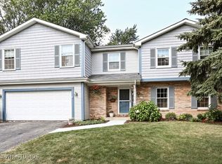 5828 Deer Creek Ln, Westmont, IL