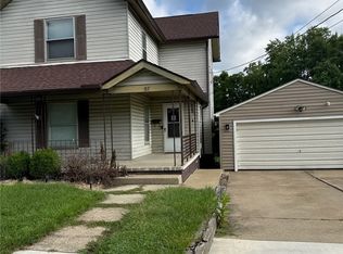 57 Park Ave, Struthers, OH 44471